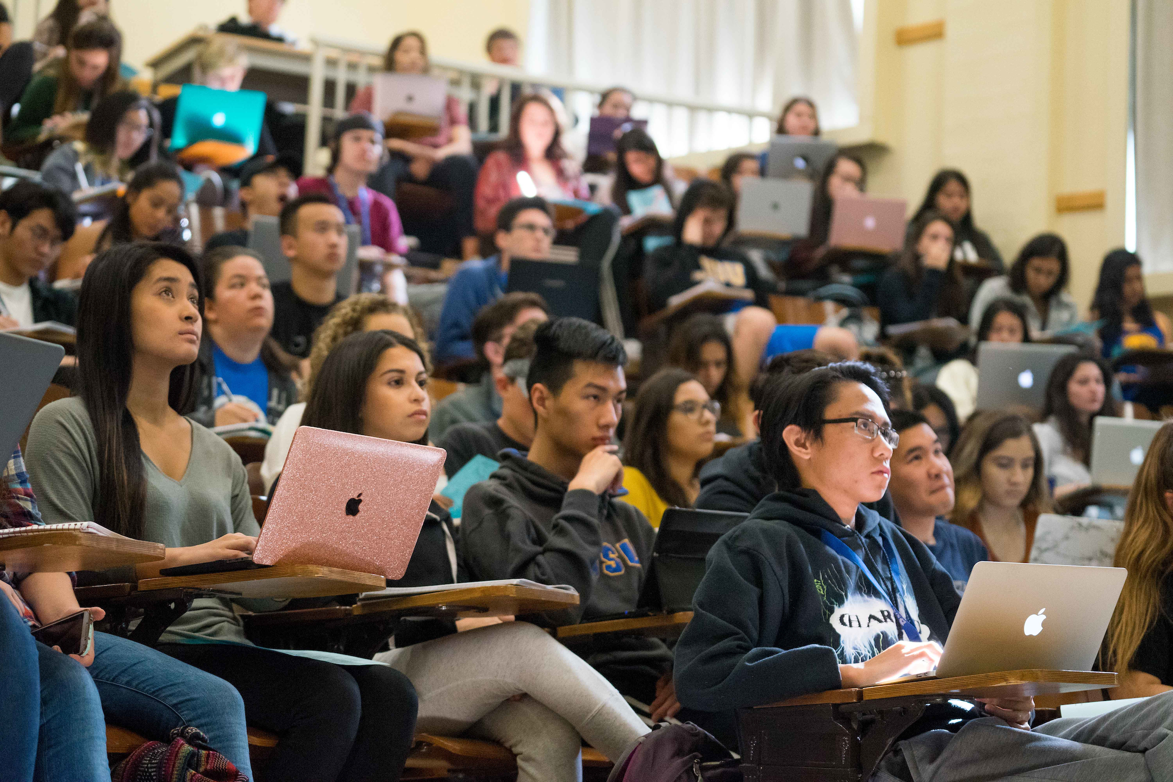 Students in Humanities Honors GE course listening to professor