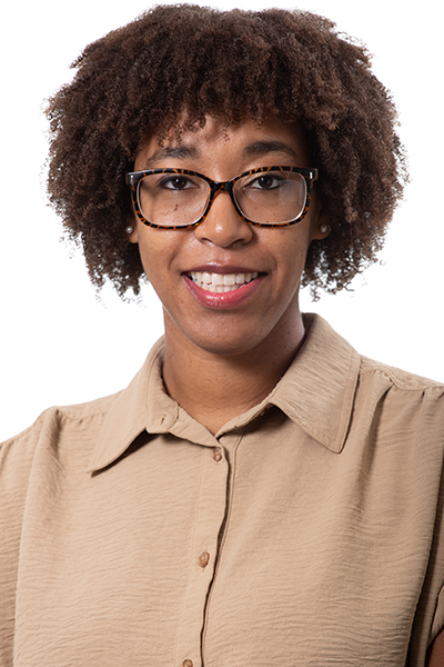 Headshot of Delilah Gates.